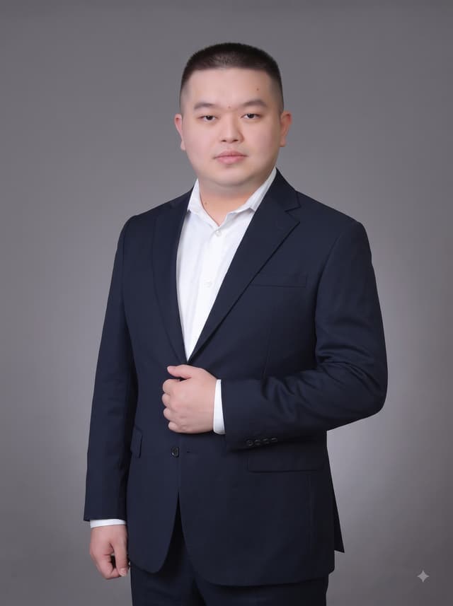 Chân dung PGS. TS Nguyễn Lê Thanh Nguyên